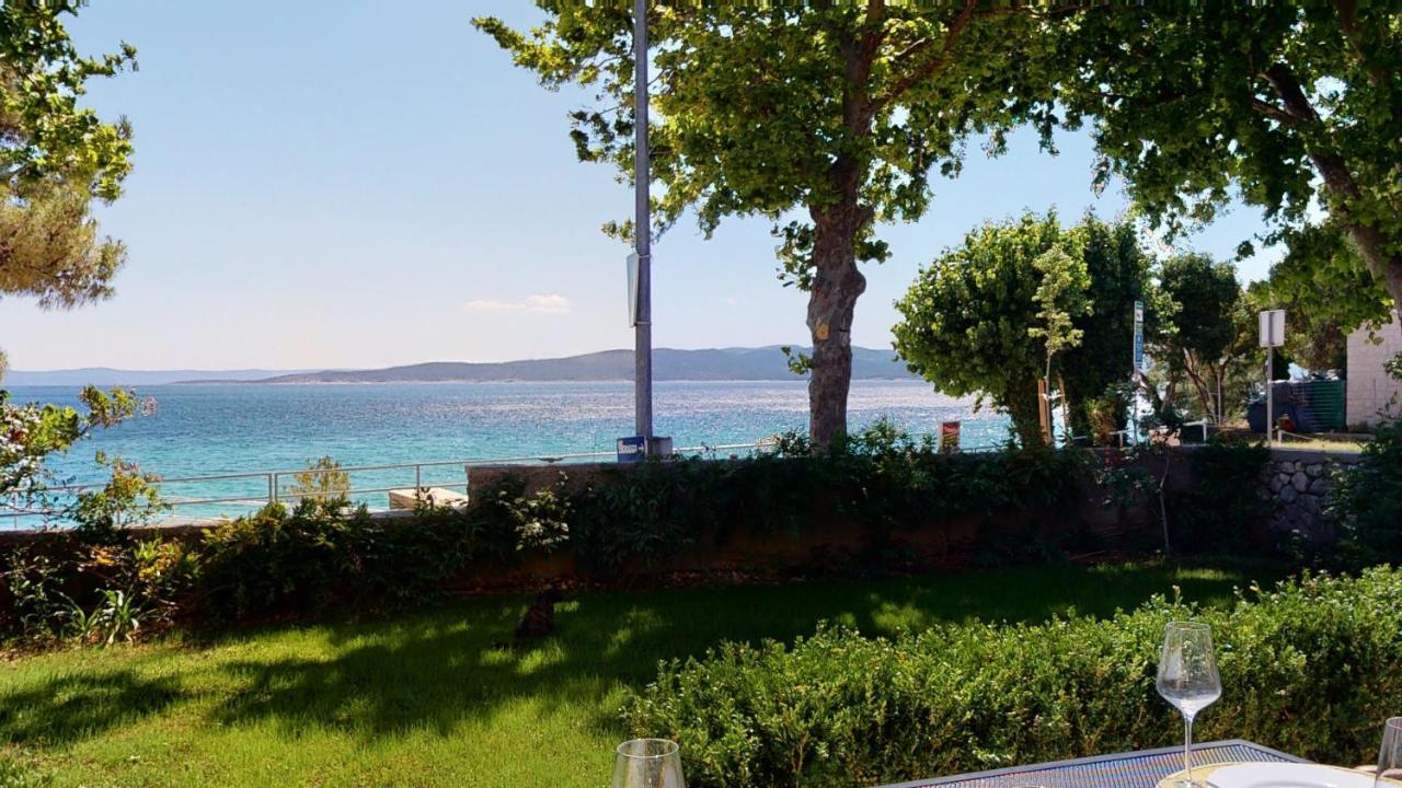 Guesthouse On The Beach Baška Voda Extérieur photo